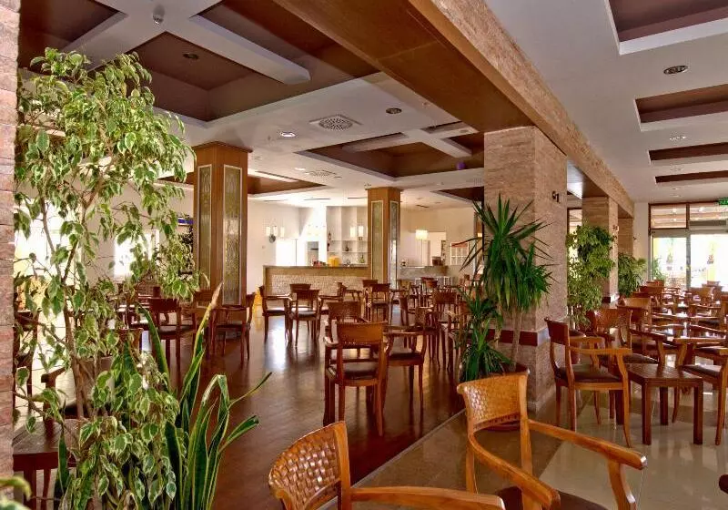 בית מלון כפרי Holiday Village Turkiye