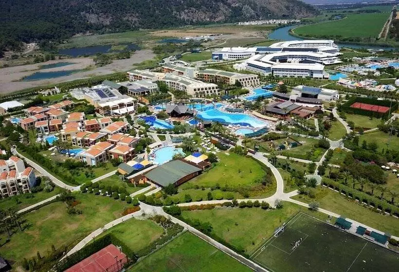 בית מלון כפרי Holiday Village Turkiye