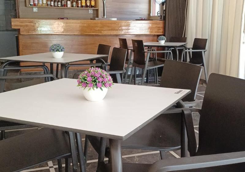 Picasso Fincas Benidorm