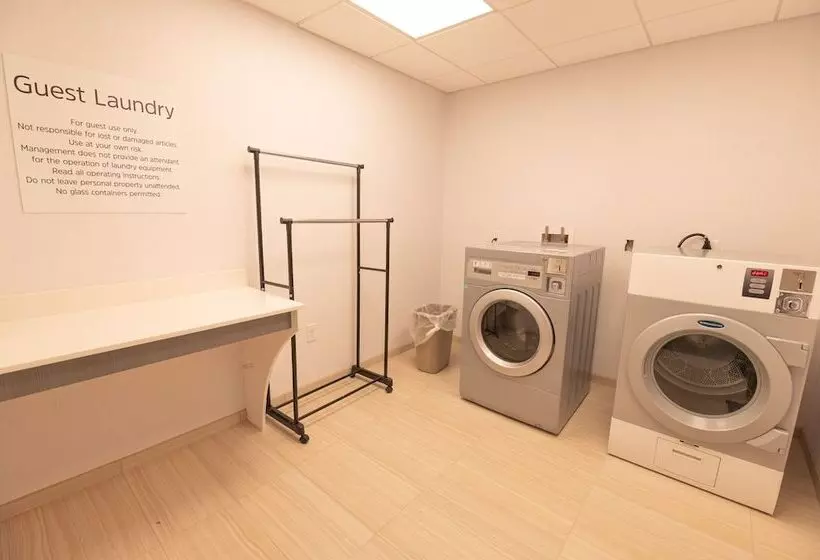 Hotelli Holiday Inn Express & Suites Dayton East   Beavercreek, An Ihg