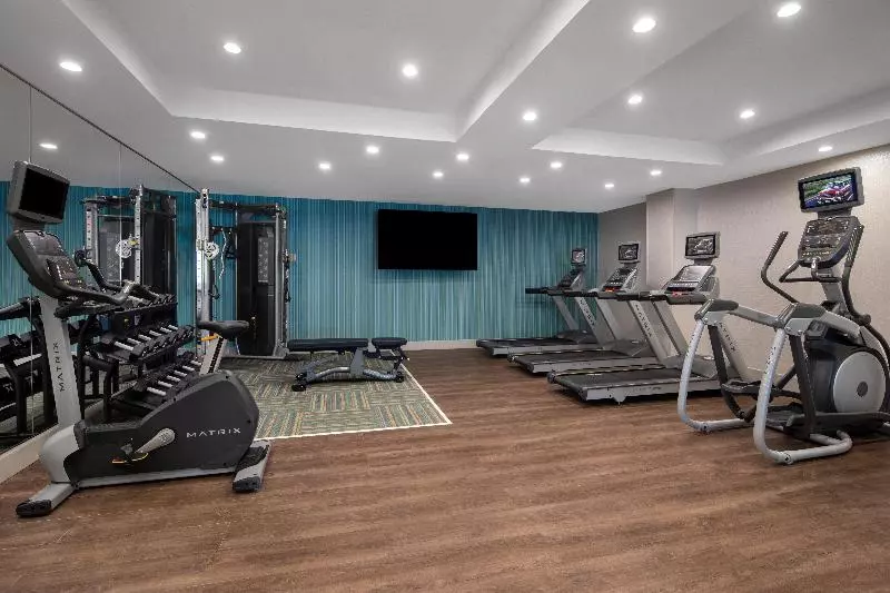 Hotelli Holiday Inn Express & Suites Woodside Laguardia Airport