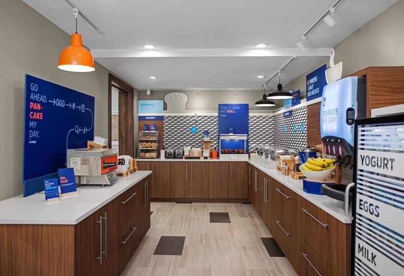 酒店 Holiday Inn Express & Suites Woodside Laguardia Airport