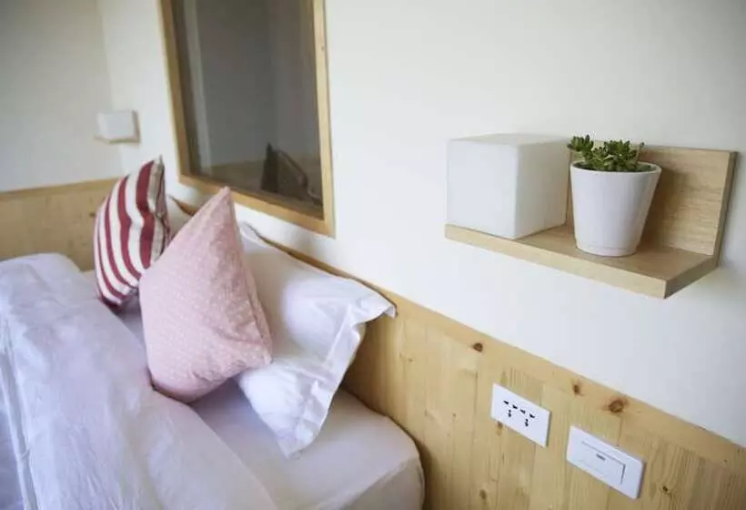 هتل I Sky Villa