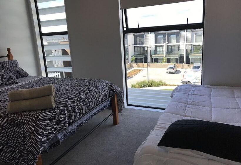 בית מלון כפרי Sam Family Home