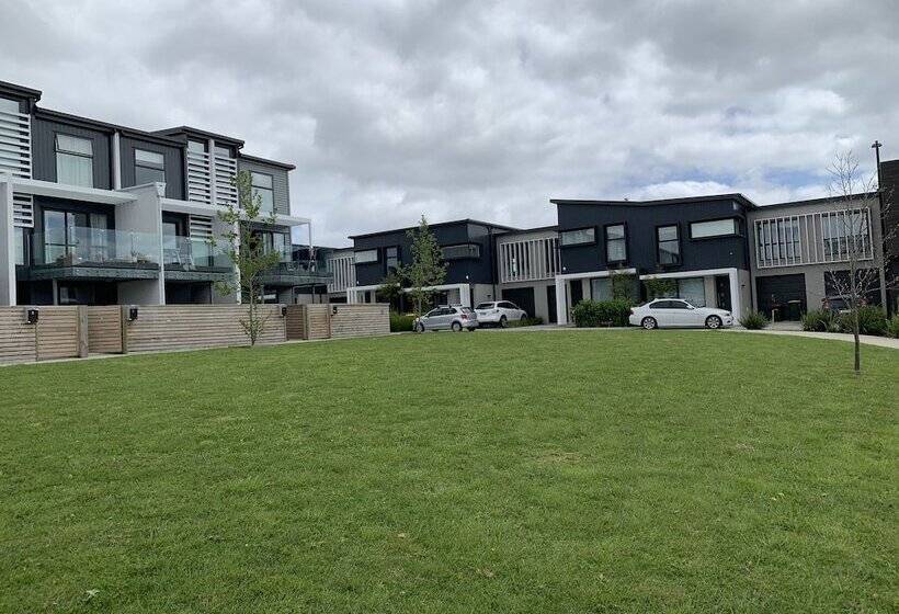 בית מלון כפרי Sam Family Home