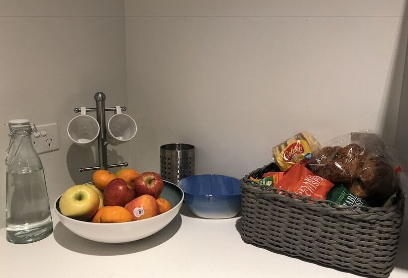 בית מלון כפרי Sam Family Home