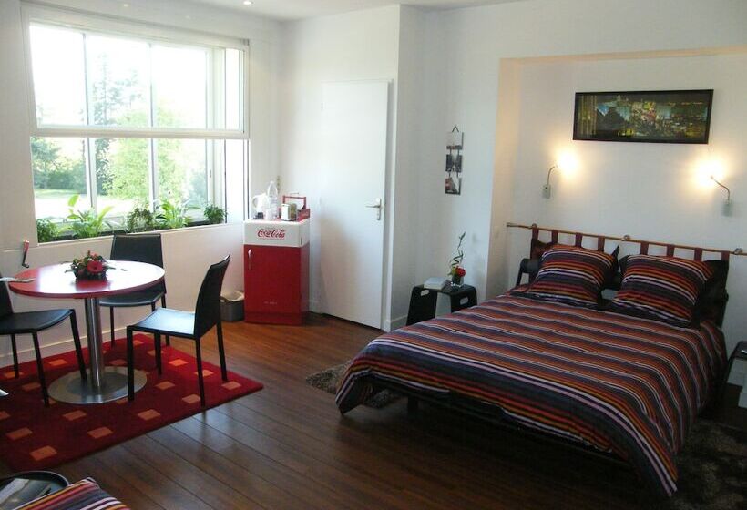 هتل Villa Ayrault