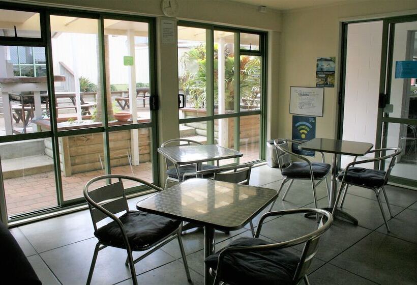 בית מלון כפרי Whatuwhiwhi Top 10 Holiday Park