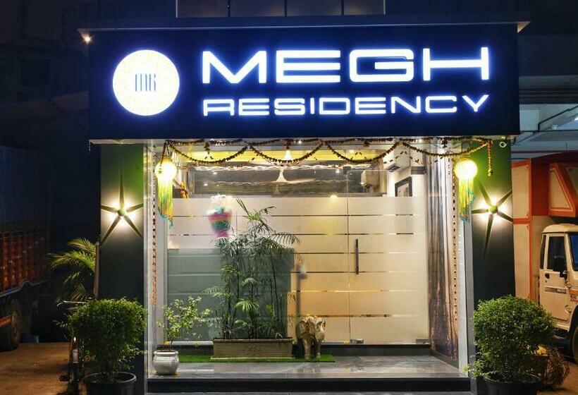 Отель Megh Residency Navi Mumbai