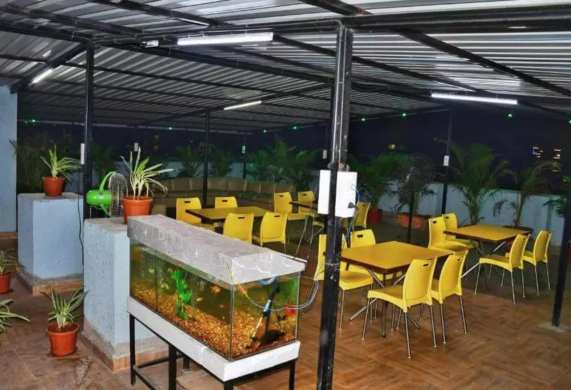 Hotelli Megh Residency Navi Mumbai