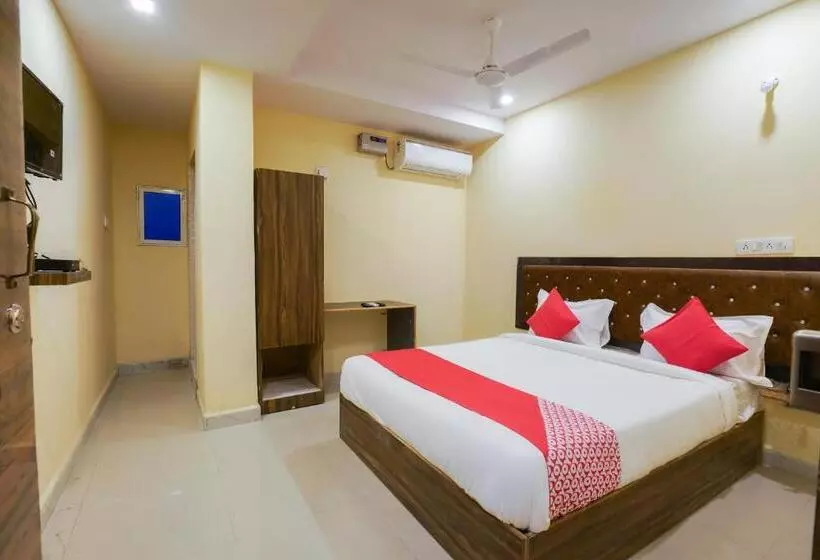 ホテル R Square Stay Near Lb Nagar Metro