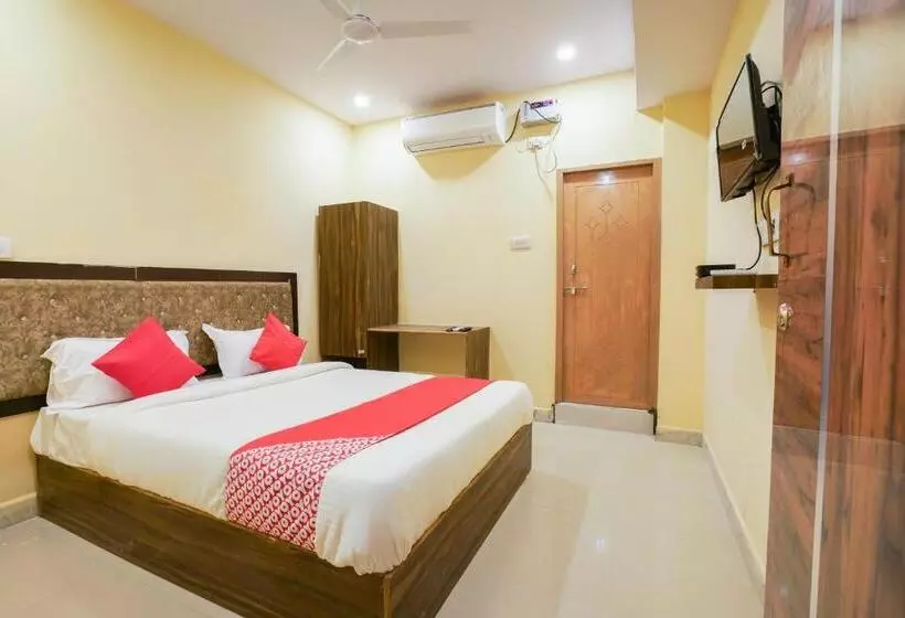 ホテル R Square Stay Near Lb Nagar Metro
