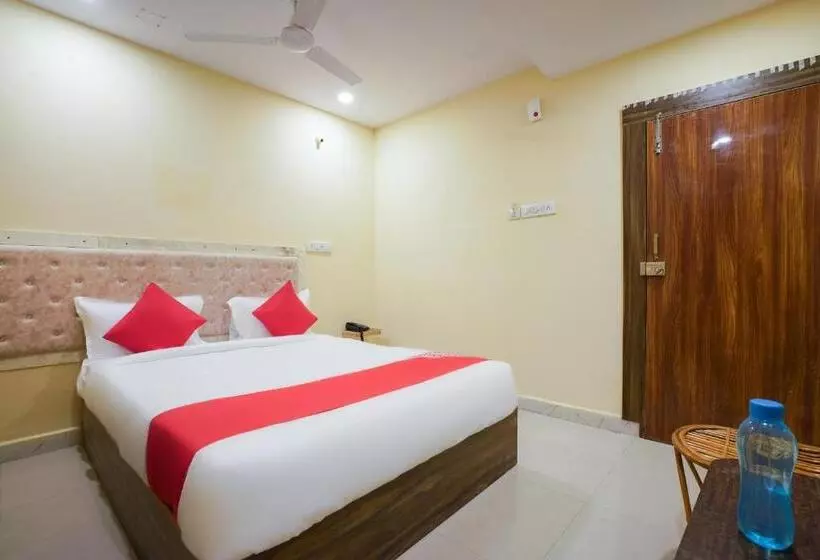 ホテル R Square Stay Near Lb Nagar Metro
