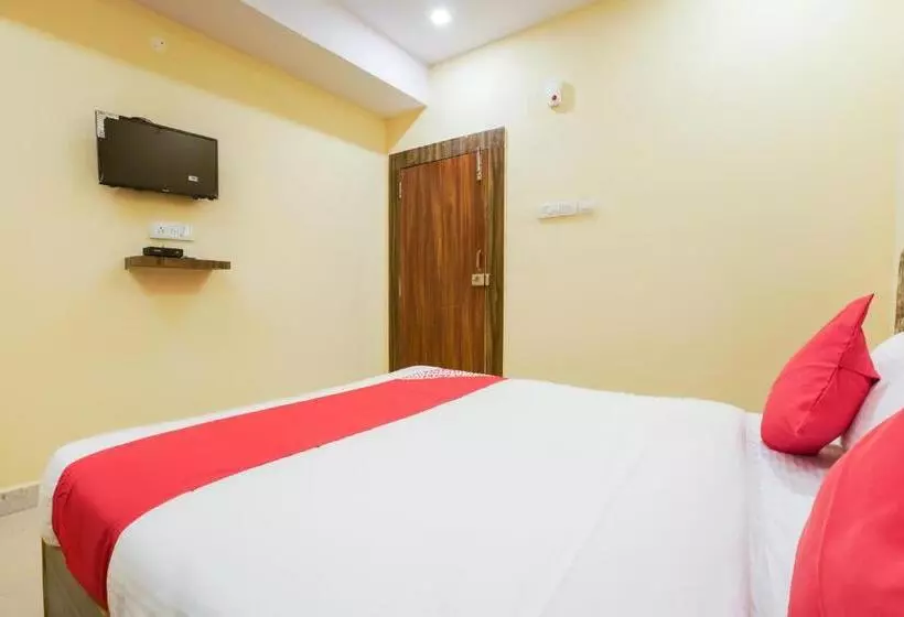 ホテル R Square Stay Near Lb Nagar Metro