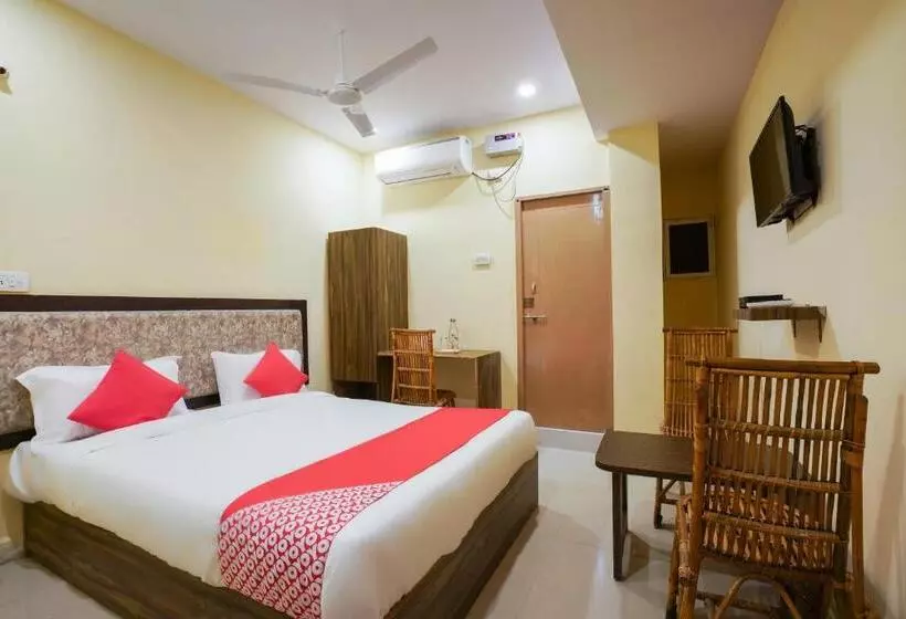 ホテル R Square Stay Near Lb Nagar Metro