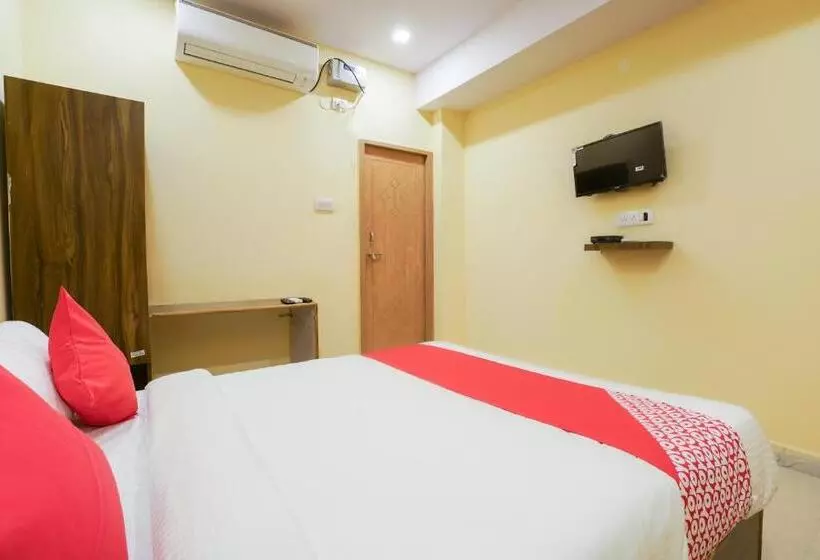 ホテル R Square Stay Near Lb Nagar Metro