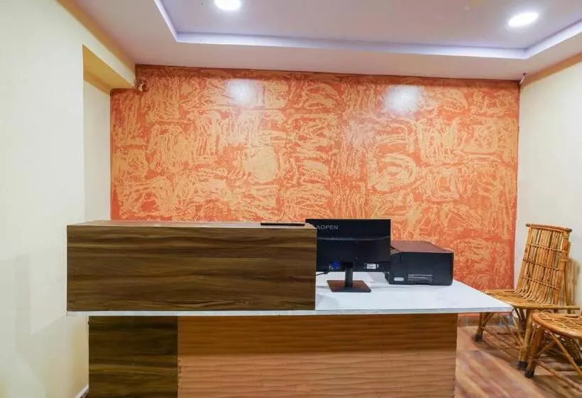 ホテル R Square Stay Near Lb Nagar Metro