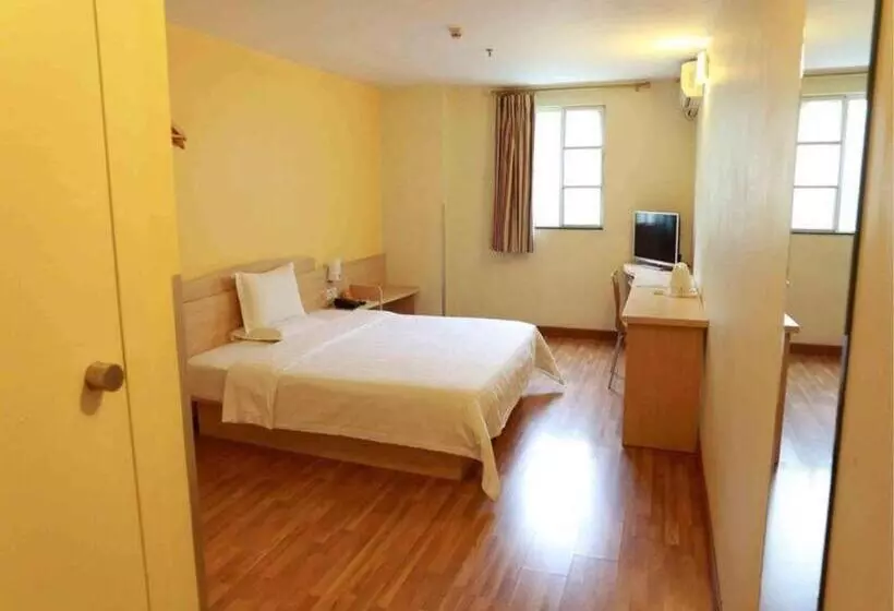 هتل 7 Days Inn Beijing Shunyi Development Area Mordern Motor City