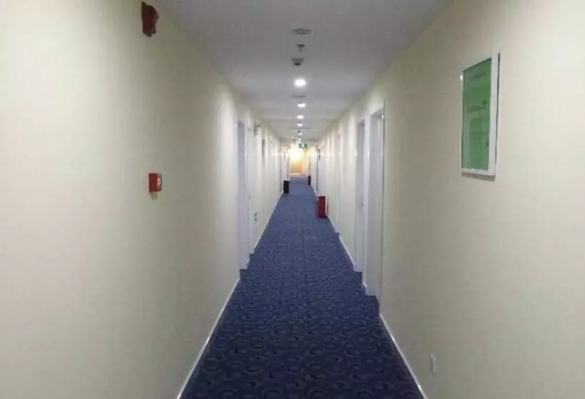 هتل 7 Days Inn Beijing Shunyi Development Area Mordern Motor City