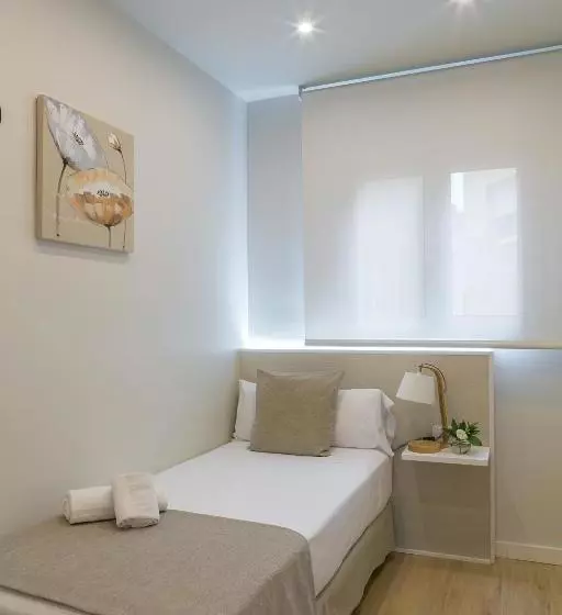 Apartamentos Turisticos Madanis