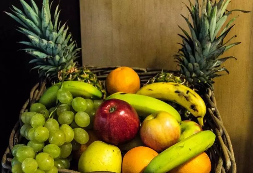 Apartamentos Turisticos Madanis