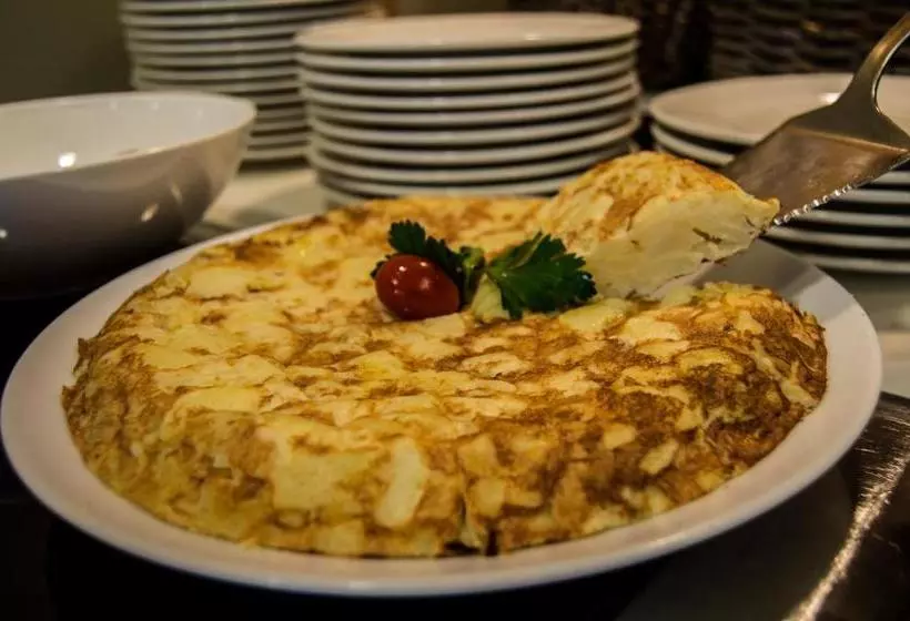 Apartamentos Turisticos Madanis