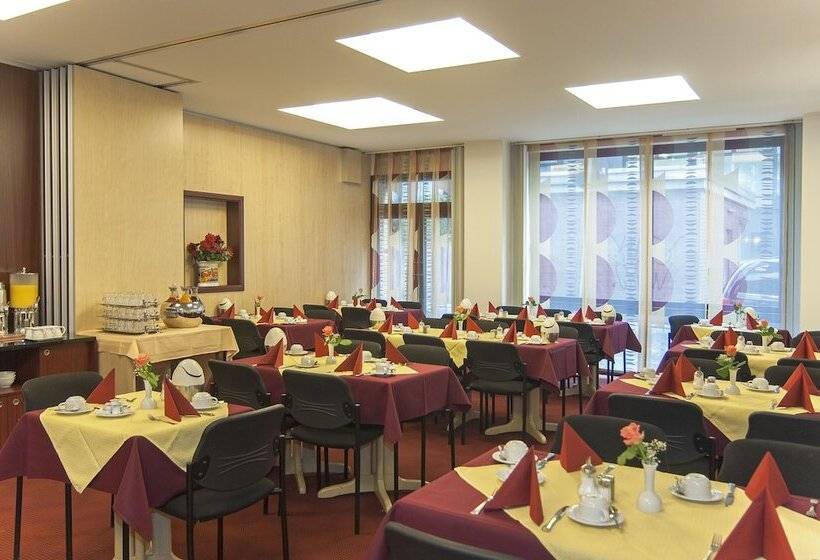 هتل An Der Philharmonie