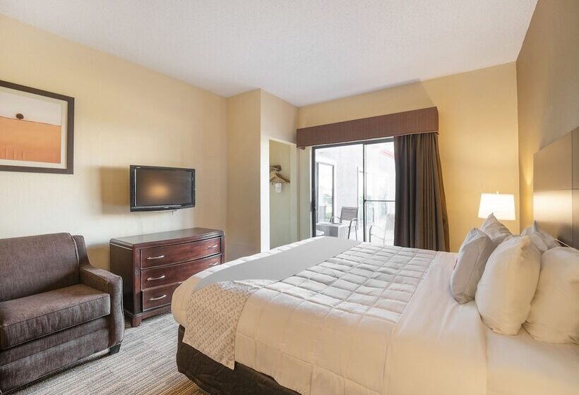 هتل Baymont By Wyndham Houston North