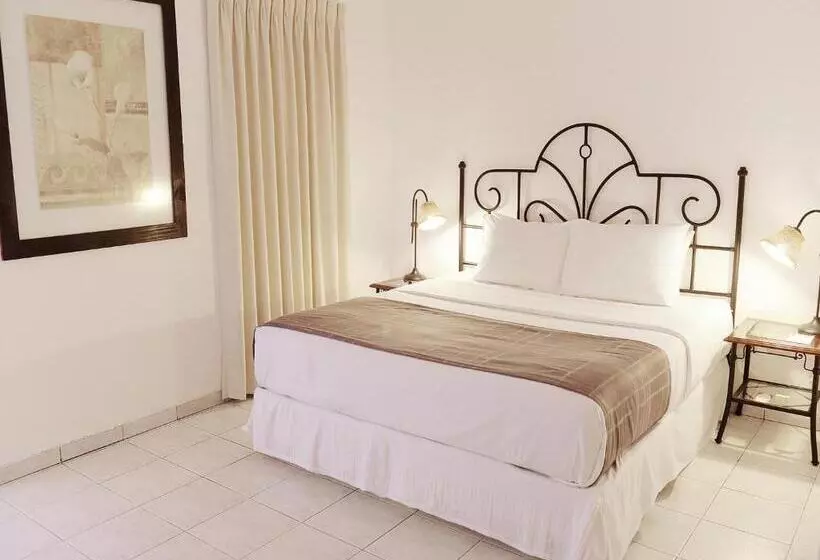 Buganvillas Hotel Suites