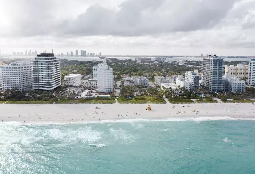 호텔 Casa Faena Miami Beach