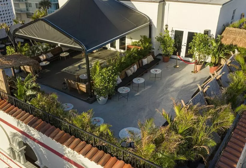 호텔 Casa Faena Miami Beach