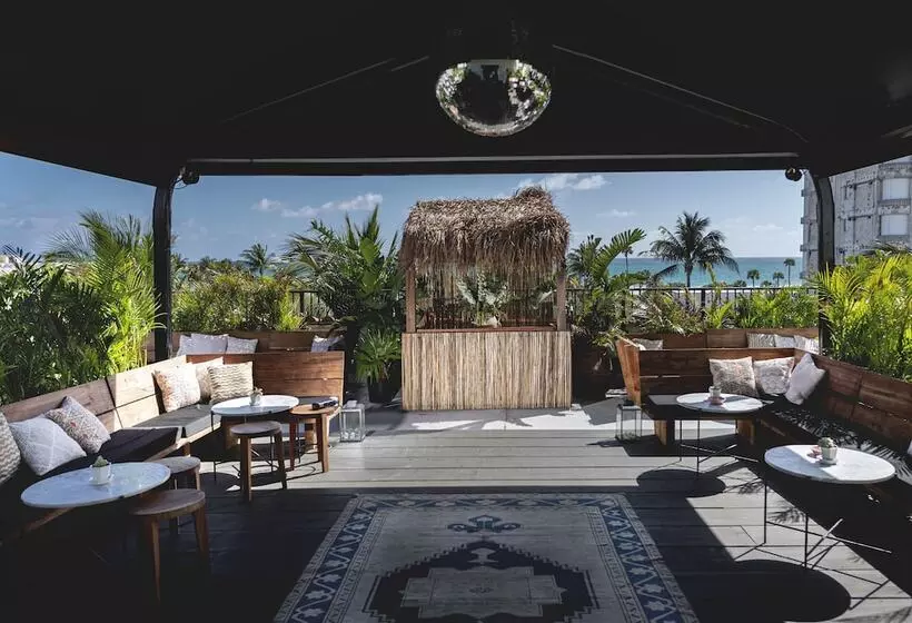 호텔 Casa Faena Miami Beach