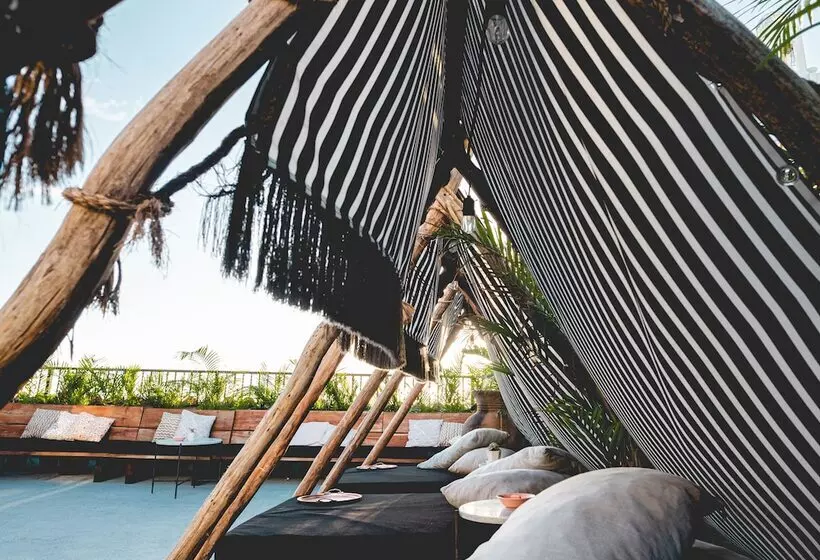 호텔 Casa Faena Miami Beach