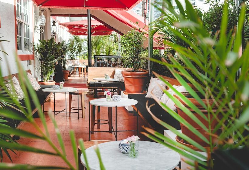 هتل Casa Faena Miami Beach