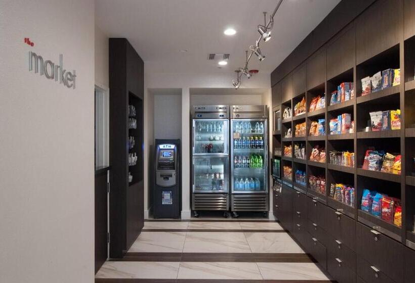 هتل Courtyard Miami Coral Gables