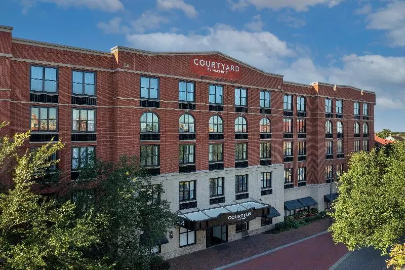 Hotel Courtyard By Marriott Savannah Downtown Historic District