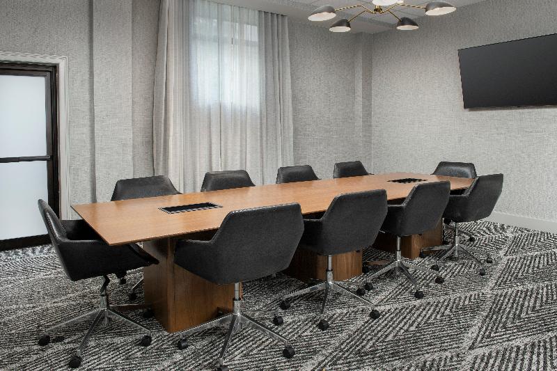 בית מלון כפרי Courtyard By Marriott Savannah Downtown   Historic District