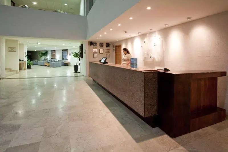 ホテル Gamma Plaza Ixtapa