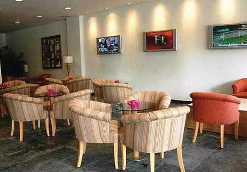 ホテル Gamma Plaza Ixtapa