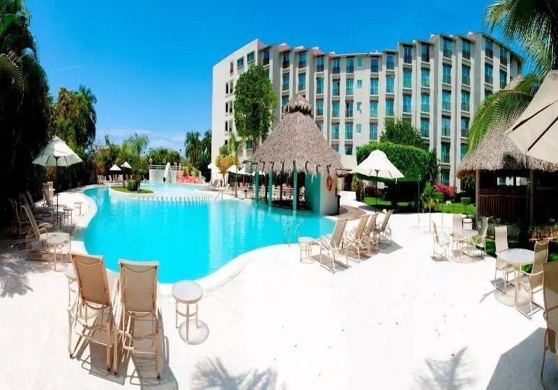 ホテル Gamma Plaza Ixtapa