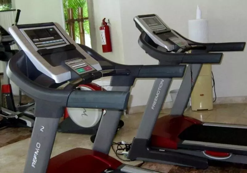 ホテル Gamma Plaza Ixtapa