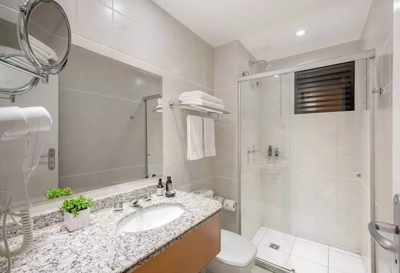 Отель Intercity Cuiaba