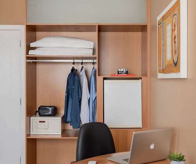 هتل Intercity Cuiaba