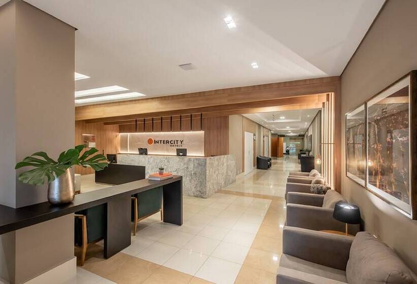 هتل Intercity Cuiaba