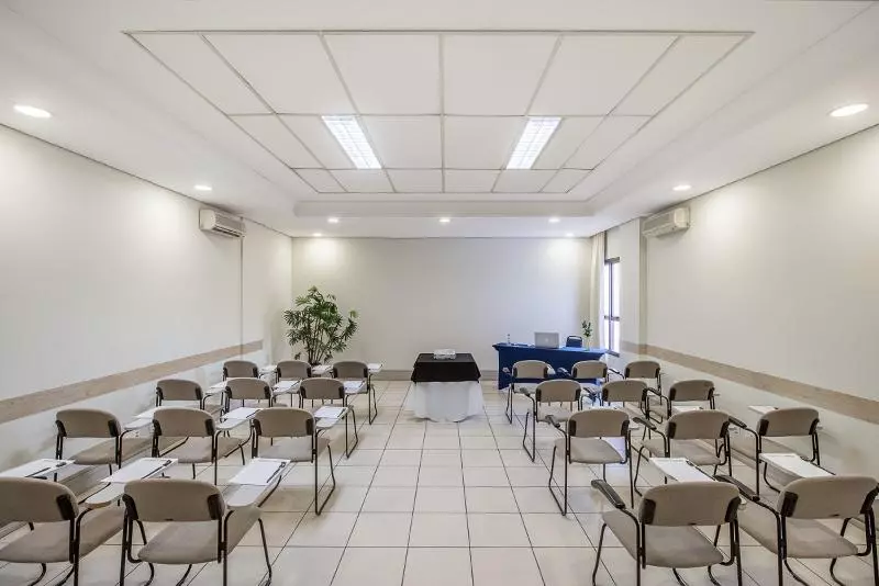 Отель Intercity Cuiaba