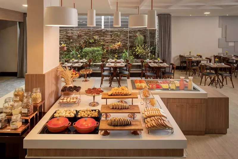 Отель Intercity Cuiaba