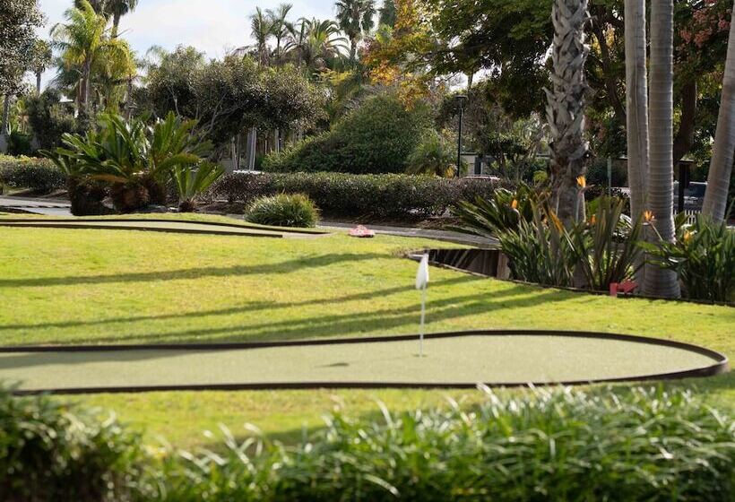 Hotel Paradise Point Resort & Spa