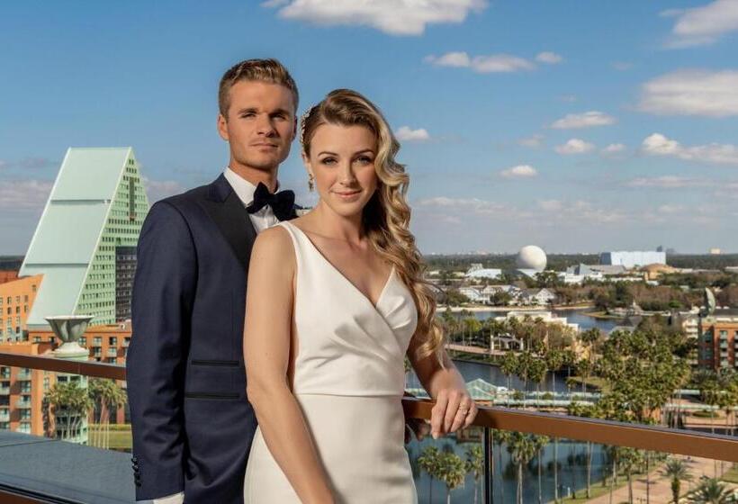 فندق Walt Disney World Swan