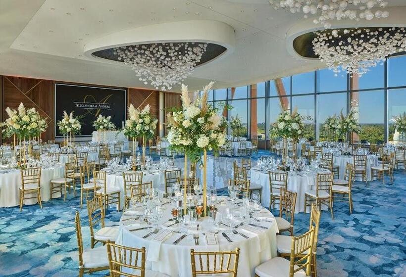 فندق Walt Disney World Swan