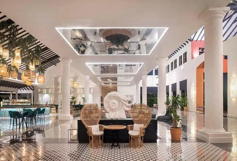 Курорт Ocean Blue & Sand - All Inclusive